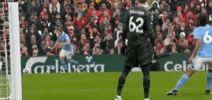 【英超】斯通斯破僵，麦卡点射扳平，利物浦1-1曼城