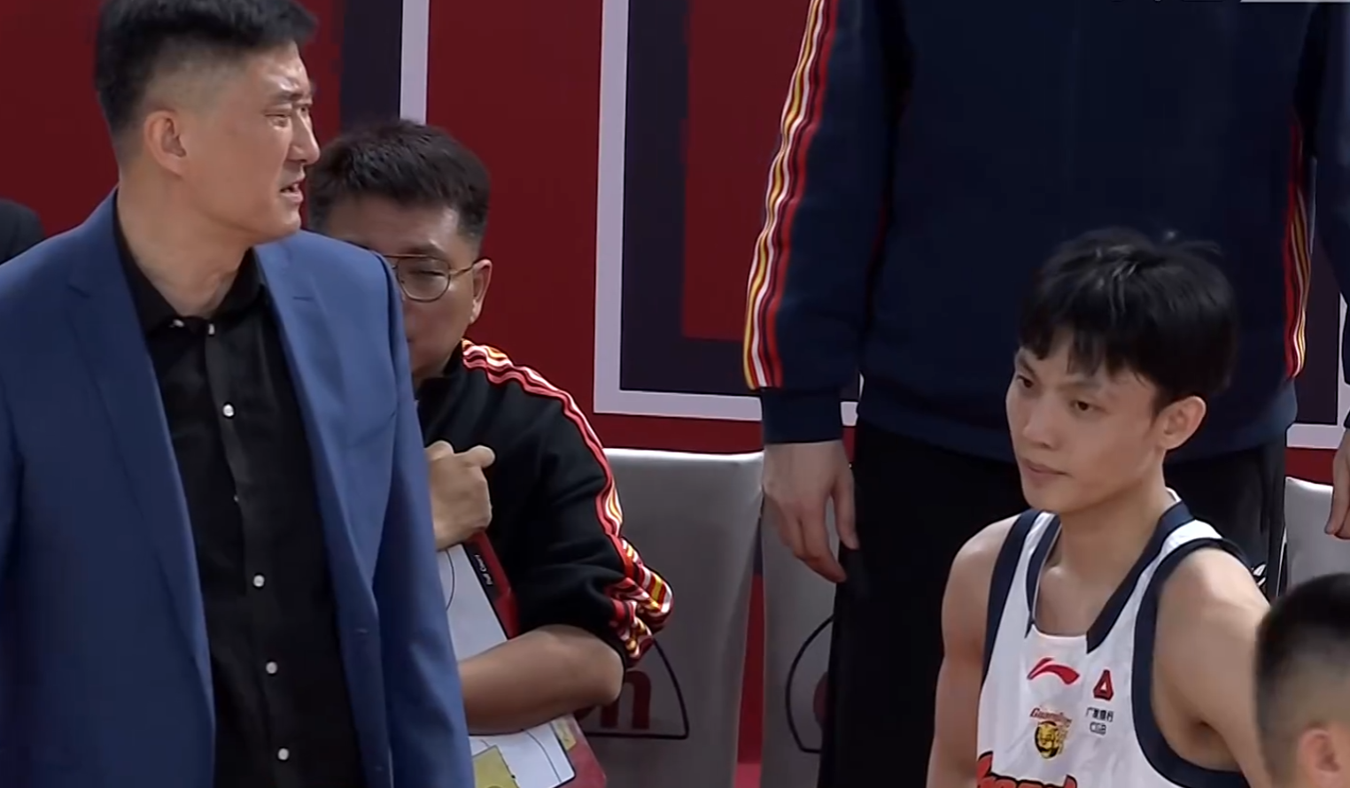 开云登录入口地址-CBA最新积分榜出炉!广东惨败上海跌至第3,北京第6辽篮第11