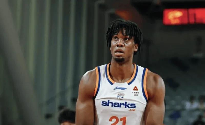 开云体育手机登录-溃败北京上海!广东弊端已凸显!只要遇内线强队,杜锋基本没招!