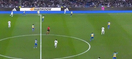 开云体育手机登录-【西甲】本泽马2助+伤退 小熊奔袭+造红 皇马2比0胜