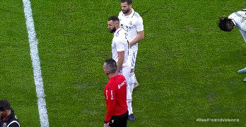 开云体育手机登录-【西甲】本泽马2助+伤退 小熊奔袭+造红 皇马2比0胜