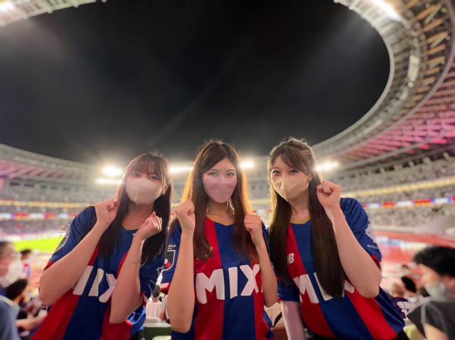 开云登录入口地址-周末的东京国立球场:50994人围观1500发烟花齐射