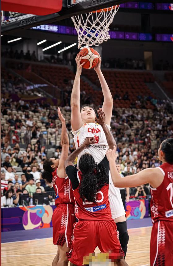 开云体育手机登录-长得高有啥用？全场只得4分，苏群吐槽：跟现代篮球节奏比较脱节