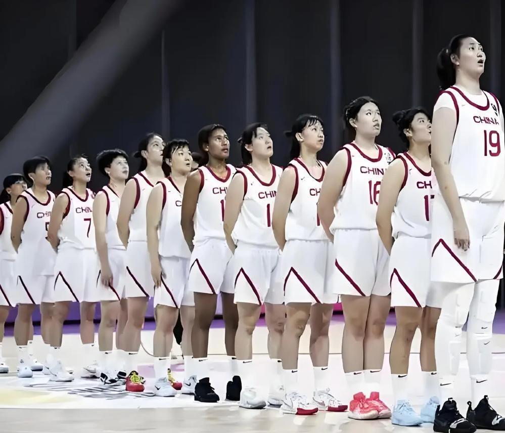 开云体育手机登录-长得高有啥用？全场只得4分，苏群吐槽：跟现代篮球节奏比较脱节